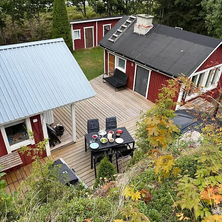 Cozy With Finnish Sauna And Palju Kukkila